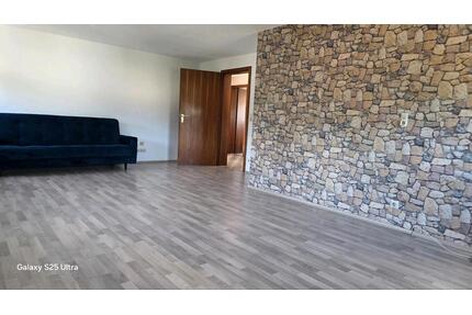 Schöne 3-Zimmer-Dachgeschosswohnung, 88 m² in Balingen-Erzingen