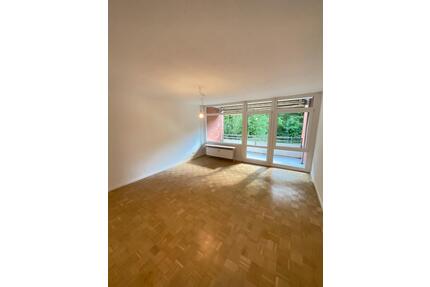 Wunderschöne sanierte 3 Zimmer Wohnung, mit Balkon im Herzen von Schilksee. - Kiel Friedrichsort