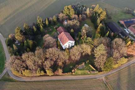 Haus zum Kaufen in Zeilarn 699.000,00 € 344 m²