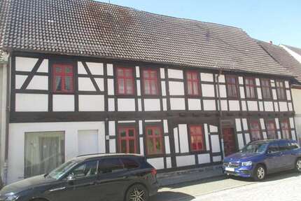 Haus zum Kaufen in Oranienbaum-Wörlitz 35.000,00 € 210 m²