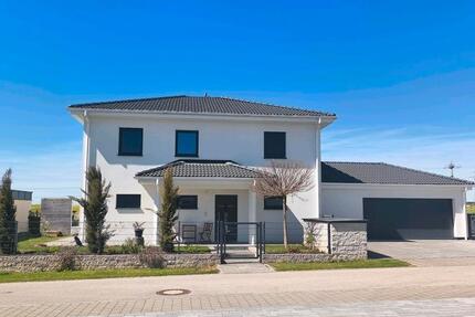 Haus zu verkaufen in Pollenfeld € 649.999,--
