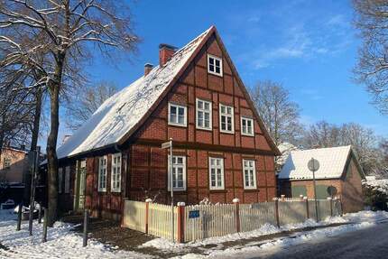 Haus mit viel Charme und Geschichte direkt am Stadtpark - Soltau