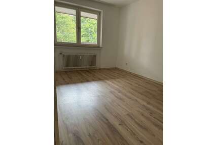 Wohnung zum Mieten in Sande 365,00 € 53.22 m²