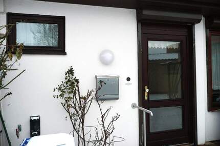 25355 Barmstedt Einfamilienhaus Frei ab Mai 2026 - Erdgeschoß mit Ausbau - Anbau in Sackgassenlage FREI verfügbar - auch auf Anfrage !