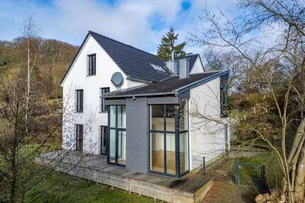 Haus zum Kaufen in Kürten 998.000,00 € 251 m²