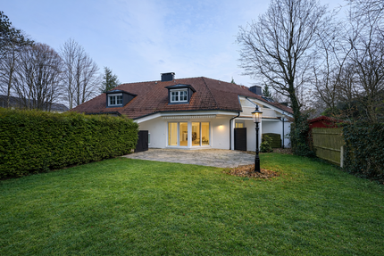 Haus zum Kaufen in Grünwald 1.650.000,00 € 167 m²