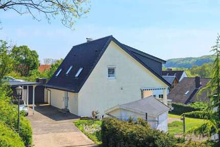Haus zum Kaufen in Detmold 530.000,00 € 212.25 m²