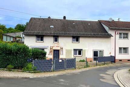 Haus zum Kaufen in Nanzdietschweiler 99.000,00 € 183.39 m²