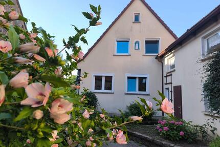 Einfamilienhaus mit Scheune und großem Grundstück in Reutersbrunn - Ebern