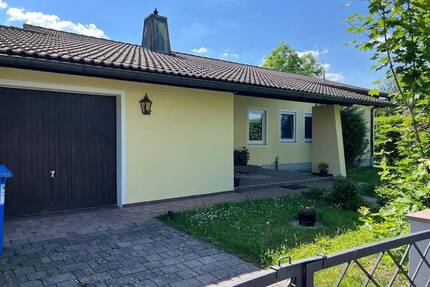Freistehendes Familiendomizil (Bungalow) auf 822 m² Eckgrundstück - Einzugsbereit! - Mühldorf am Inn