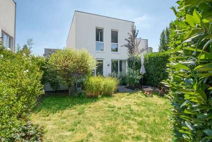 Haus zum Kaufen in Rodgau Dudenhofen 679.000,00 € 119 m² - Rodgau / Dudenhofen