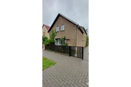 Einfamilienhaus, freistehend, provisionsfrei, lastenfrei - Ruhland