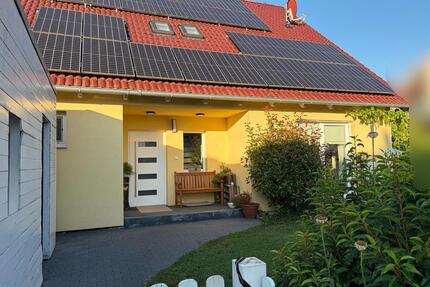 ! Provisionsfrei ! Einfamilienhaus in Hötzum - Sickte