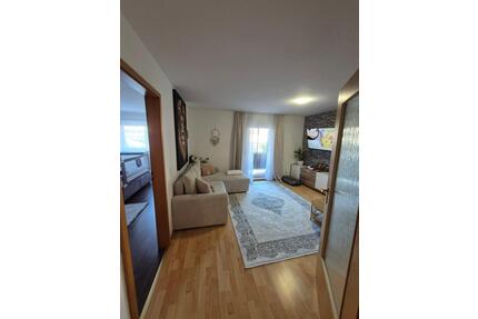 2,5-Zimmer-Wohnung mit Balkon & TG-Stellplatz ab Juni - Miltenberg