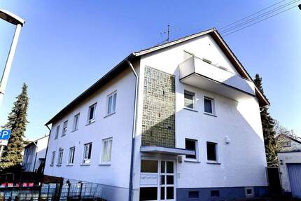 Großzügige Dachgeschosswohnung mit perfektem Raumkonzept, Balkon & viel Licht - Karlsruhe Daxlanden