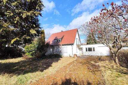 Grundstück (ca. 756 m²) mit Altbestand in München Pasing, Besichtigung nach Vereinbarung