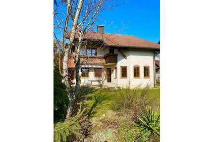 Haus zum Mieten in Forstinning 2.750,00 € 197 m²