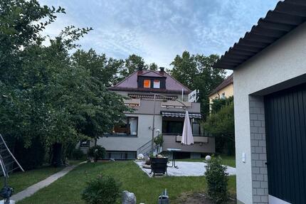 Schöne 2 - stöckige Wohnung 3 - Zimmer 106 qm, mit 65 qm Terrasse - Göppingen