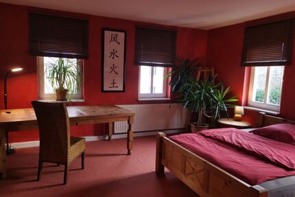 Gemütliche möblierte Wohnung für Wochenend-Heimfahrer in Arnstadt-Rudisleben