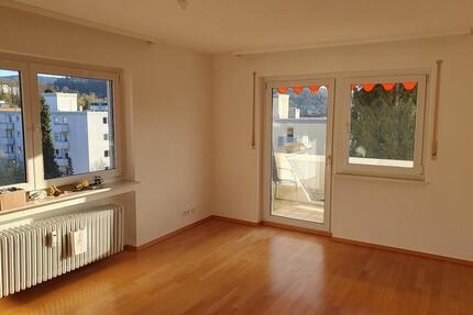 Helle 3-Zi-Wohnung im 4.OG mit Balkon Gernsbach