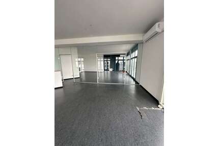 Büro in Lud 1.800,00 € 200 m² - 1.800,00&nbsp;EUR Kaltmiete, ca.&nbsp; 200,00&nbsp;m&sup2; in Lud (PLZ: 71634)