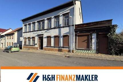 Sanierungsobjekt mit Potenzial: charmantes Wohn- und Geschäftshaus mit Hof und Nebengebäude - Waltershausen