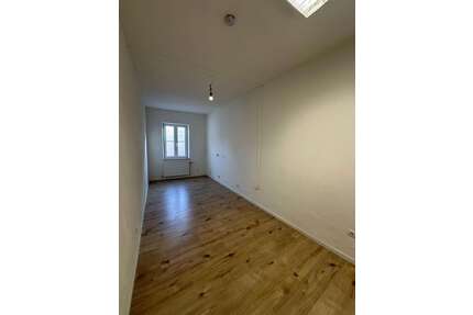 Wohnung zum Mieten in Landshut 1.990,00 € 104 m²