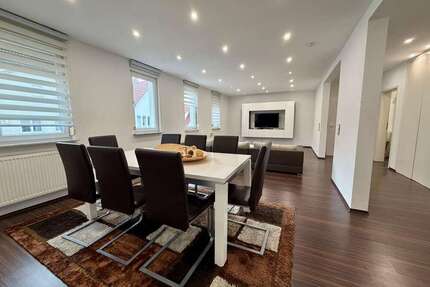 Wohnung zum Mieten in Esslingen am Neckar 2.000,00 € 153.7 m²