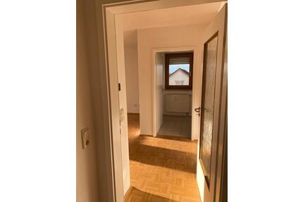 2-Zimmer Wohnung mit Balkon, Garage, Kellerraum, in WUG - Weißenburg in Bayern