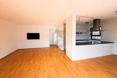 LUXUS PUR-BODENHEIZUNGKÜCHEAUFZUGTIEFGARAGE - Fürth