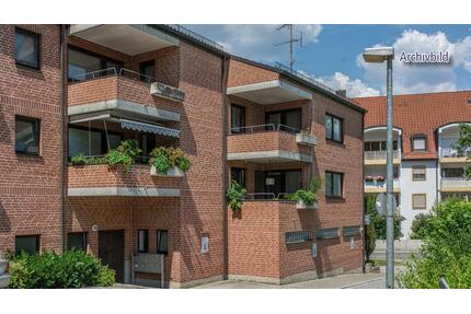 Innenstadtnahe 3-Zimmer-Wohnung mit Einbauküche, Balkon und Bad mit Fenster - Landshut-Ämterviertel - Kumhausen