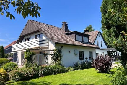 Gepflegtes Einfamilienhaus auf großem Grundstück in Leopoldshöhe