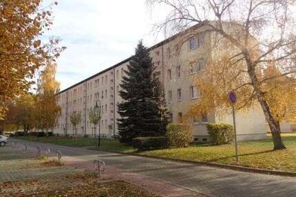 Wohnung zum Mieten in Braunsbedra 368,00 € 61.1 m²