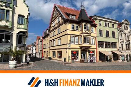 Gotha Hauptmarkt! Wohn- und Geschäftshaus mit 8 Einheiten und Entwicklungspotenzial zum Verkauf