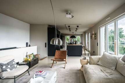 Wohnung zum Kaufen in Wiesbaden 1.350.000,00 € 191 m²