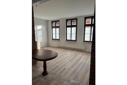 Stadthäuschen zur Miete - 1.200,00&nbsp;EUR Kaltmiete, ca.&nbsp; 142,00&nbsp;m&sup2; in Parchim (PLZ: 19370)