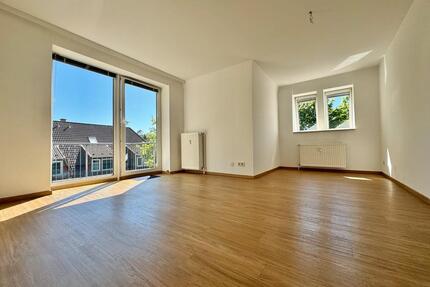 Trittau - helle Wohnung mit Südbalkon