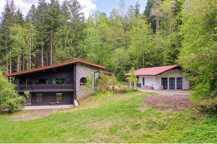 Haus zum Kaufen in Innernzell 695.000,00 € 300 m²