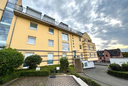 3,5-Zimmer Maisonette-Wohnung mit 2 Tiefgaragenstellplätzen - Remscheid Reinshagen