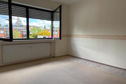 Sonnige 3-Zimmer-Wohnung - 990,00&nbsp;EUR Kaltmiete, ca.&nbsp; 90,00&nbsp;m&sup2; in Bad Salzuflen (PLZ: 32105)