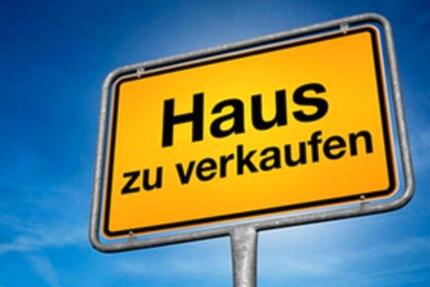 Dreiseitenhof mit Scheune und Nebengebäude - Prenzlau