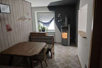 Haus zum Kaufen in Neukirchen bei Sulzbach-Rosenberg 239.000,00 € 160 m²