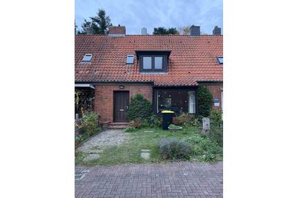 Eckernförde-Borby: DAS HANDWERKERHAUS ALS STARTERHAUS -Nur Mut - Packen wir`s an !