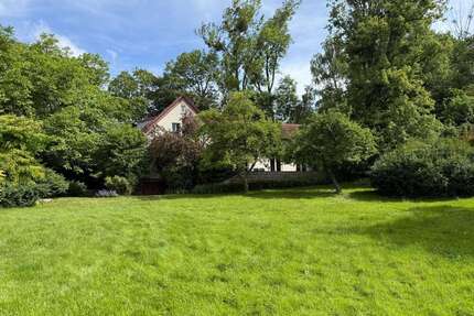 Haus zum Kaufen in Schwerin 1.330.000,00 € 240 m²