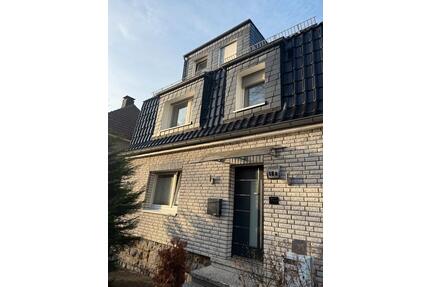 Menden AFH - 220.000,00&nbsp;EUR Kaufpreis, ca.&nbsp; 205,00&nbsp;m&sup2; in Menden (Sauerland) (PLZ: 58706)