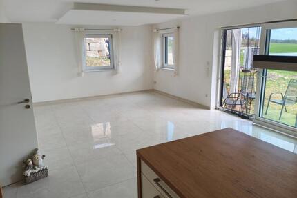 Attraktive seltene 5-­ZW mit EK und eigenem Garten und Terrasse i - Rechtmehring