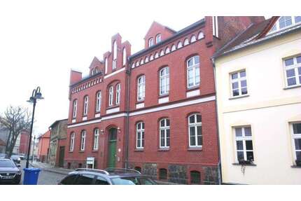 Wohnung zum Mieten in Strausbeg 720,00 € 82 m²
