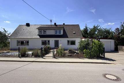 Haus zum Kaufen in Rögling 249.000,00 € 164 m²