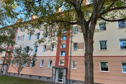 Nachmieter für 3 Raum Wohnung mit Balkon - Mühlhausen (Thüringen)