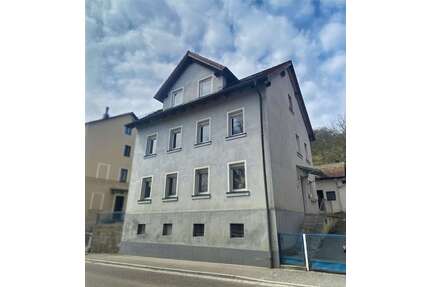 Haus zum Kaufen in Treuchtlingen 397.000,00 € 193 m²